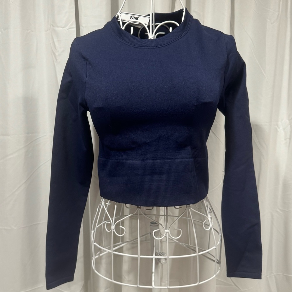 PINK Victoria's Secret Navy Crop Top